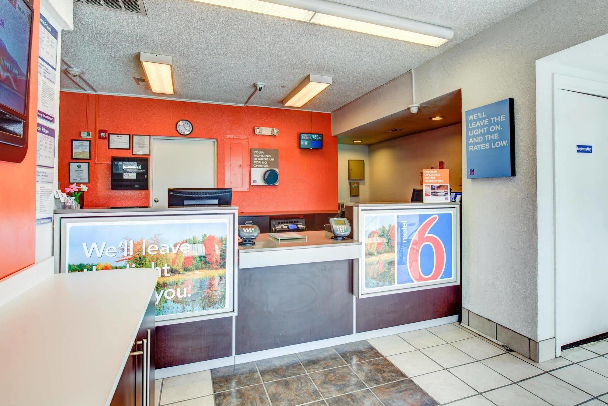 Motel 6-Norfolk, Va Buitenkant foto